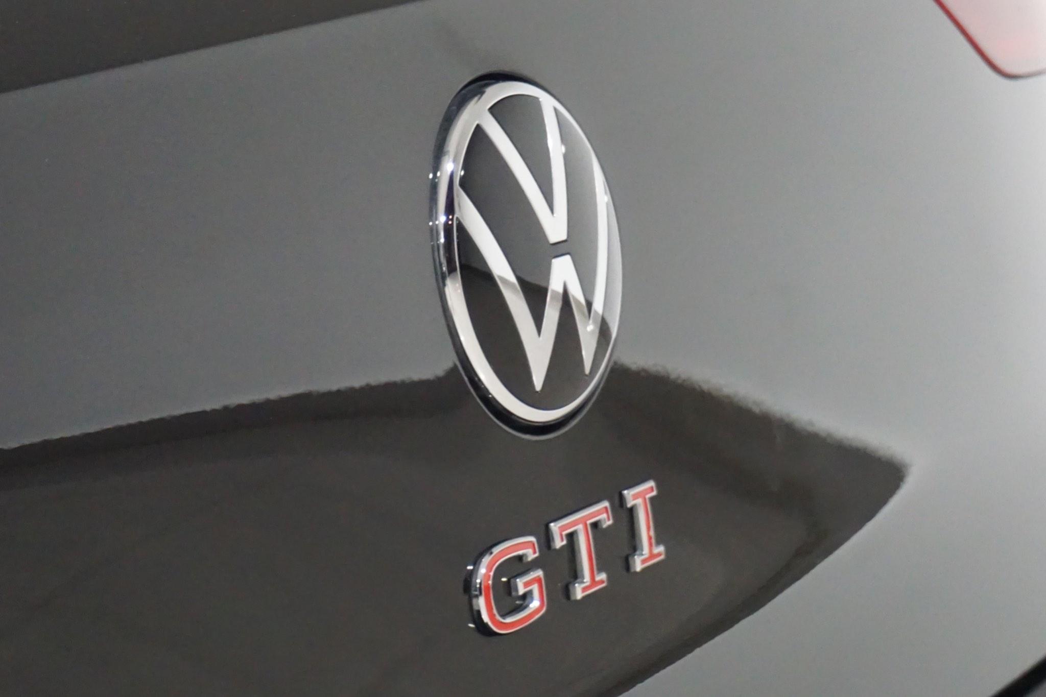 Volkswagen Golf 2.0 TSI GTI DSG Euro 6 (s/s) 5dr